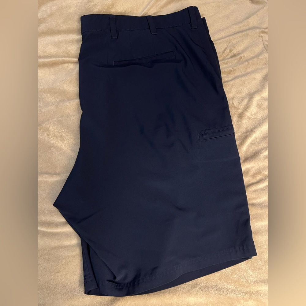 Men’s Izod Navy Golf Short